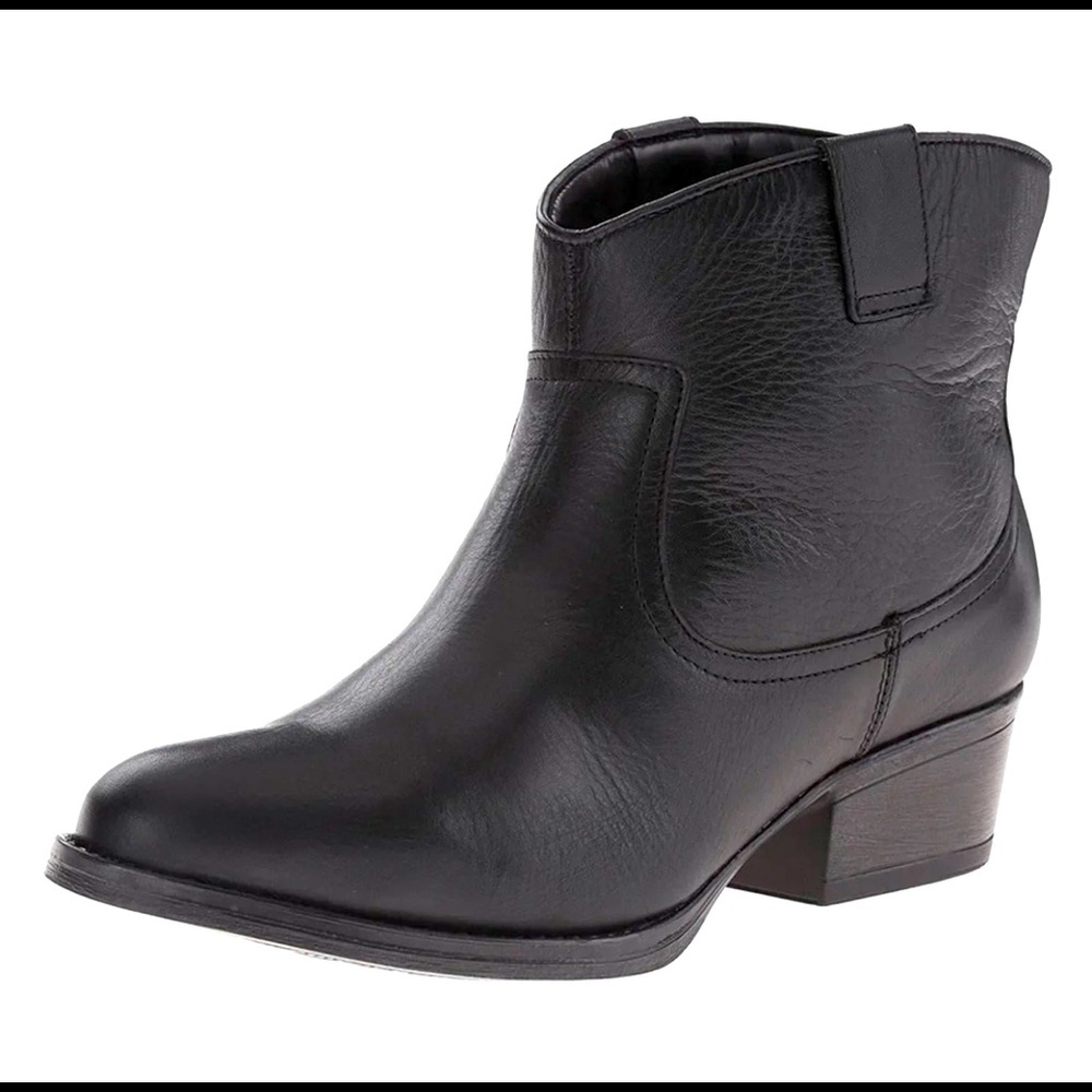 Reaction Kenneth Cole Hot Step 7.5 Leather Bootie